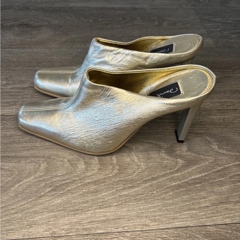 Vintage David Aaron Metallic Gold Leather Mule Heels Italy Y2K Square Toe 6